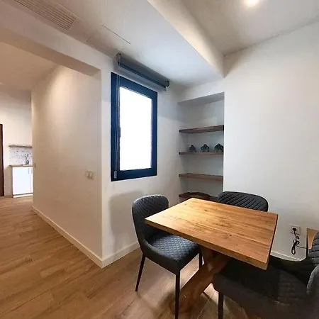 Myhome Urban Apartments-air Conditioning-city Center Apartmán *