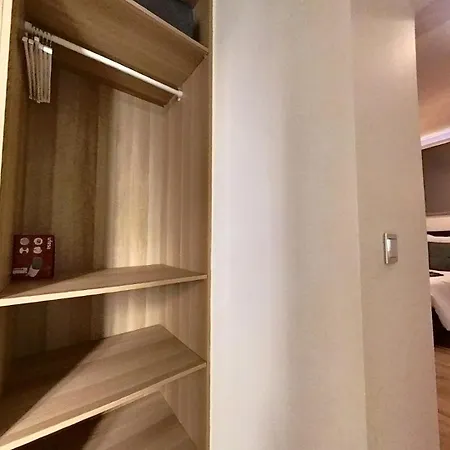 Apartmán Myhome Urban Apartments-air Conditioning-city Center