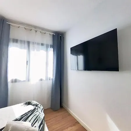 Apartment Myhome Urban Apartments-air Conditioning-city Center