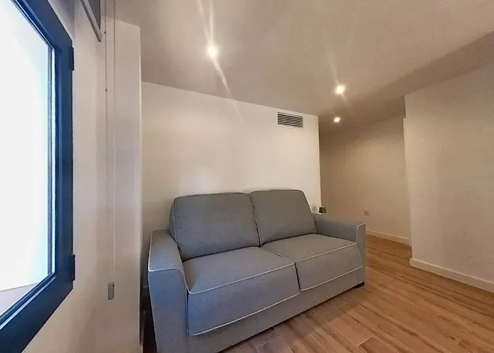 Myhome Urban Apartments-air Conditioning-city Center Apartmán