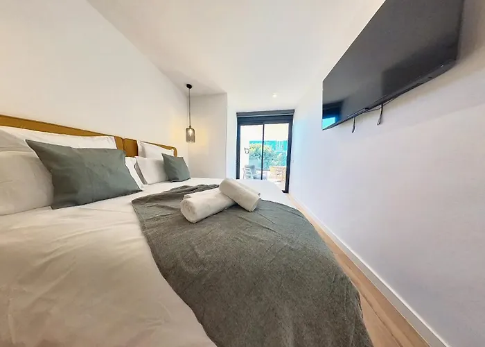 Myhome Urban Apartments-air Conditioning-city Center