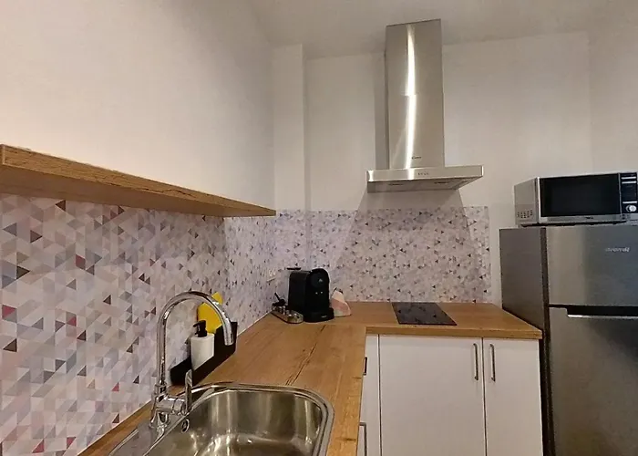 Myhome Urban Apartments-air Conditioning-city Center Apartmán *