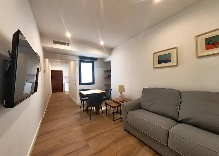 Myhome Urban Apartments-air Conditioning-city Center Apartmán