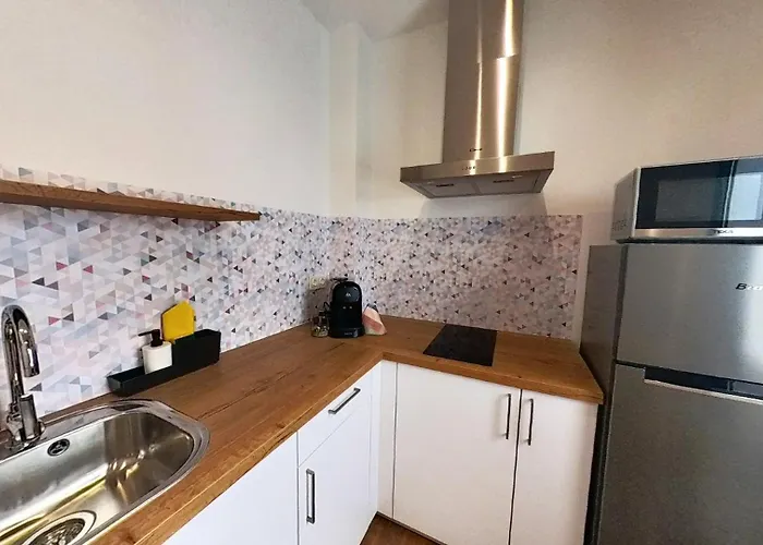 Myhome Urban Apartments-air Conditioning-city Center Apartmán *