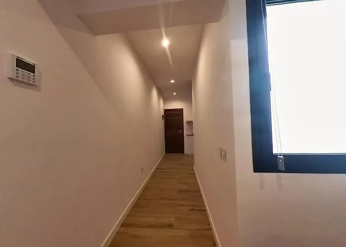 Myhome Urban Apartments-air Conditioning-city Center *