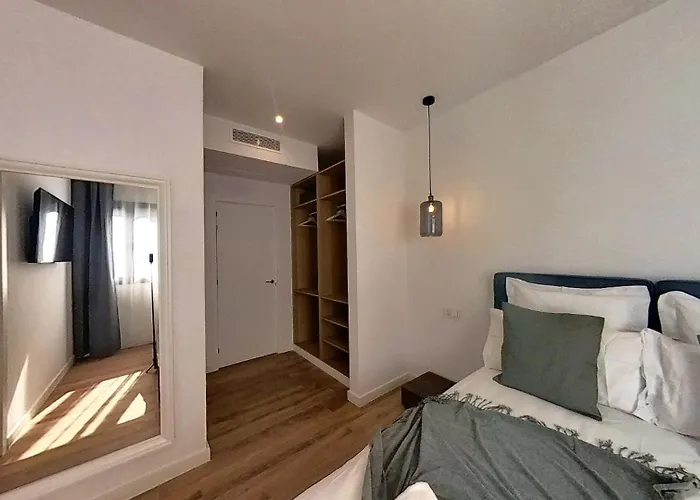 Myhome Urban Apartments-air Conditioning-city Center Apartmán