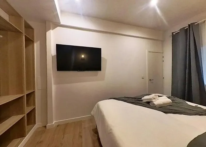 Myhome Urban Apartments-air Conditioning-city Center Apartmán